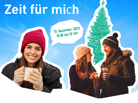 Titelbild Zeit für mich: drei Personen in Winterbekleidung, davon eine Frau mit Glühweinbecher, Mann und Frau mit Wunderkerzen, im Hintergrund ein Weihnachtsbaum